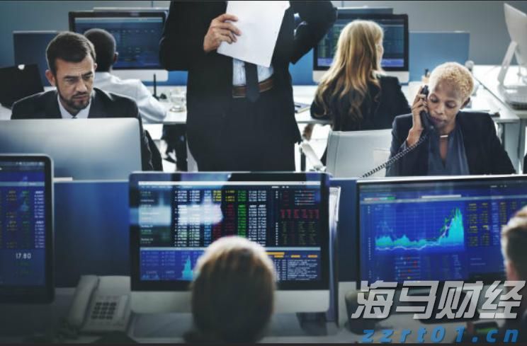 【新春走基层】我市交警全力护航春节假期群众安全出行