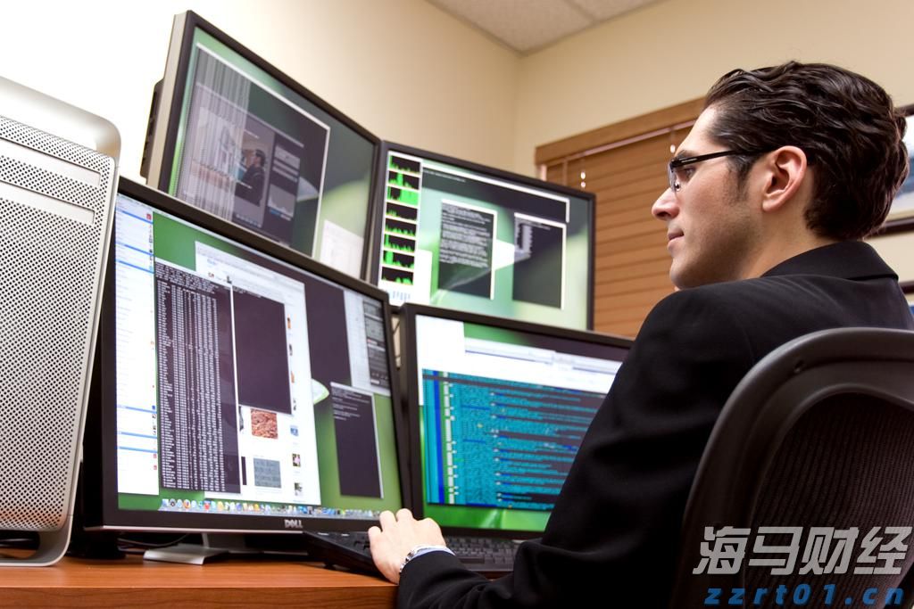 【新春走基层】我市交警全力护航春节假期群众安全出行